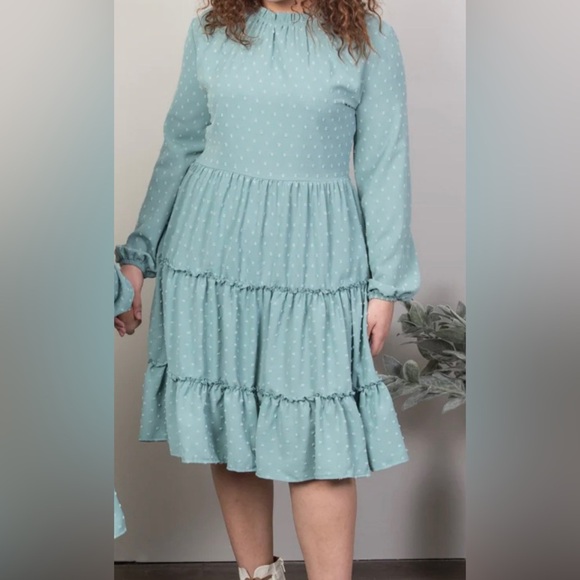 Marie Nicole dress new with tags
size XXL - Picture 1 of 5